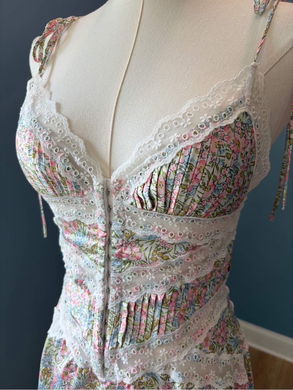 For Love & Lemons Farrah Slip Dress Floral Lace Corset Mini Dress XS - Picture 4 of 9